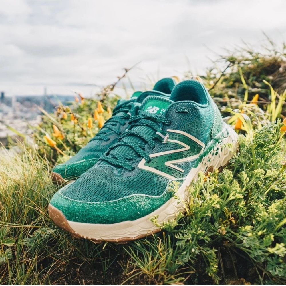 New Balance Teal Green Trail Sneakers